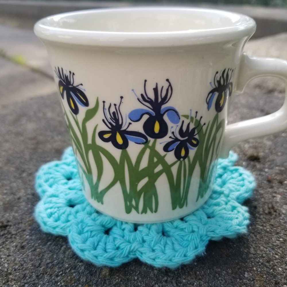 Taylor International USA Mug Irises Flowers Pattern Ceramic‎ Coffee Cup
